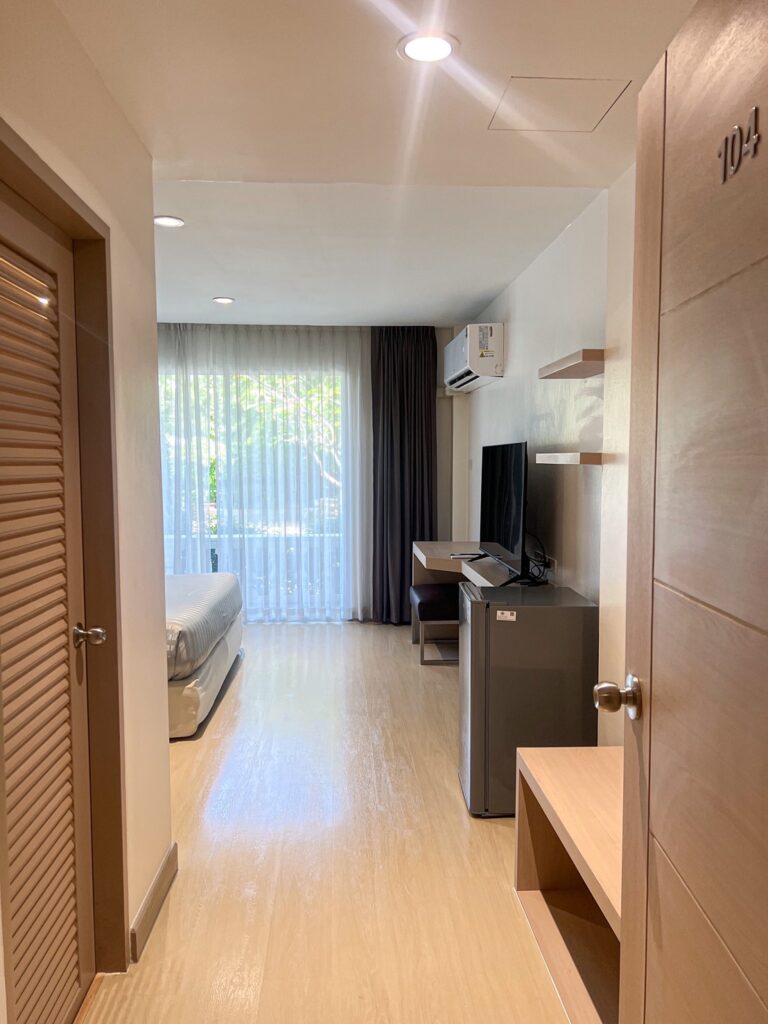 Windmill Resort : Deluxe Poolside  Room