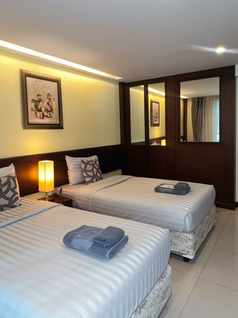 Deluxe Cabin room