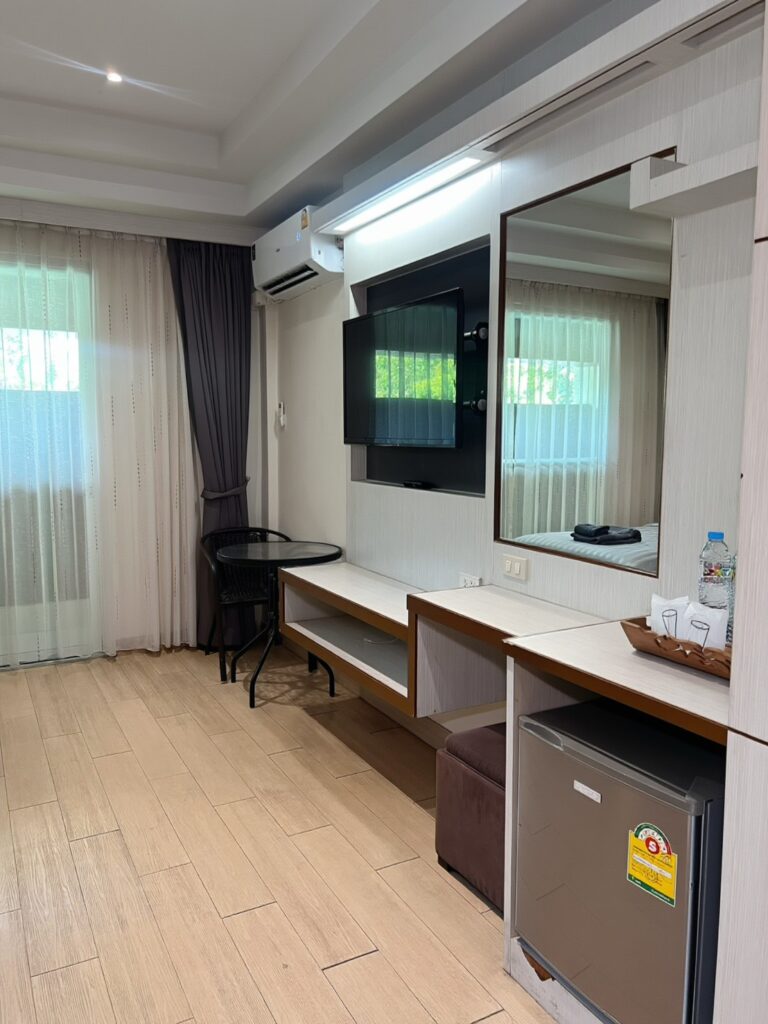 Deluxe Cabin room